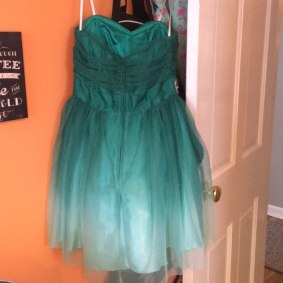 Homecoming dress - Picture 2 of 4